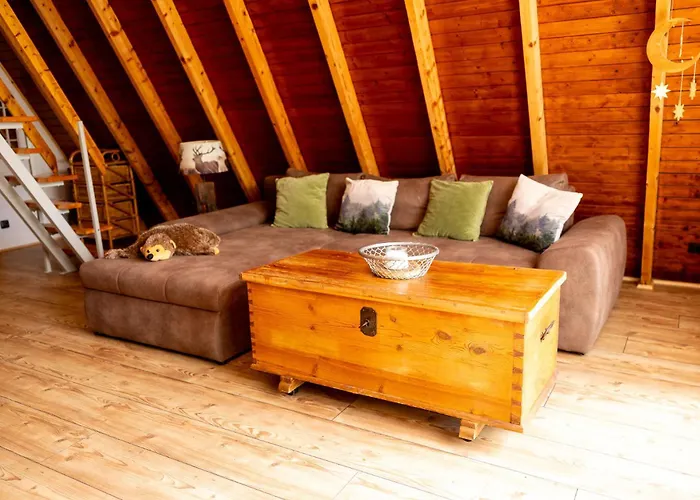 Roter Fuchsbau Am Eichwald * Gossersweiler-Stein